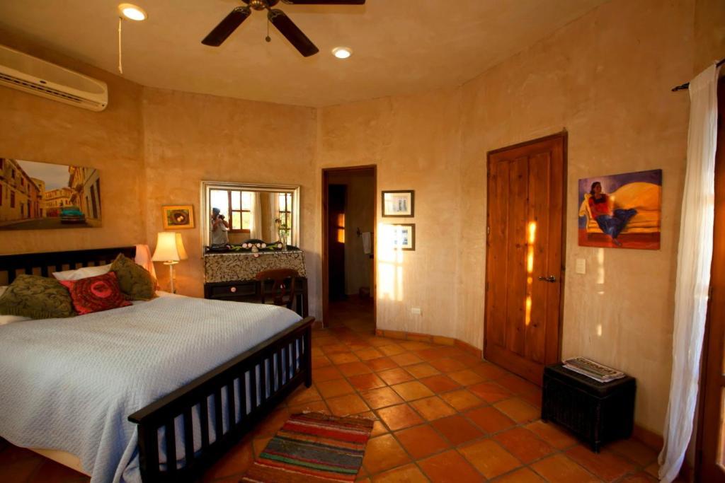 Hotel Flora Del Mar Todos Santos Zimmer foto